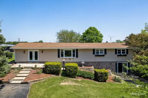 2262 E 23rd Rd, Grand Ridge, IL 61325