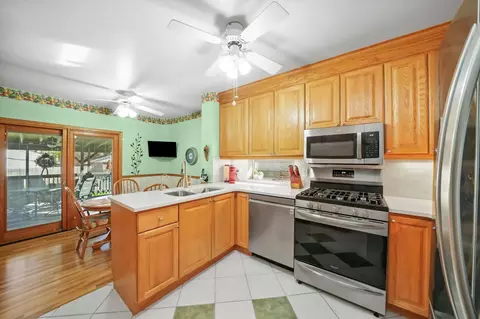 4139 Maple Ave, Brookfield, IL 60513 photo 9