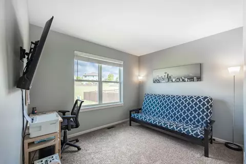 Bedroom - 3080 Wickenden Ave, Elgin, IL 60124 photo 1 of 6