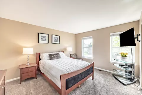 Bedroom - 3080 Wickenden Ave, Elgin, IL 60124 photo 3 of 6
