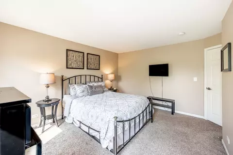 Bedroom - 3080 Wickenden Ave, Elgin, IL 60124 photo 2 of 6