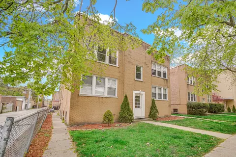 2617 W Estes Ave #2W, Chicago, IL 60645