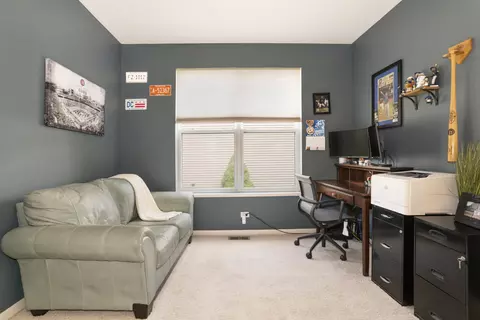 2642 Lundquist Dr, Aurora, IL 60503 photo 12
