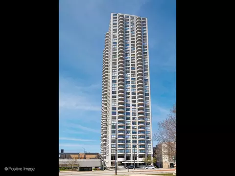 2020 N Lincoln Park W #4F, Chicago, IL 60614