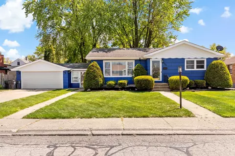 785 E 164th St, South Holland, IL 60473