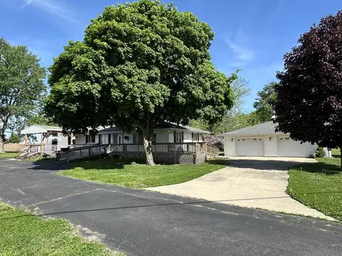 501 W Commercial St, Lyndon, IL 61261