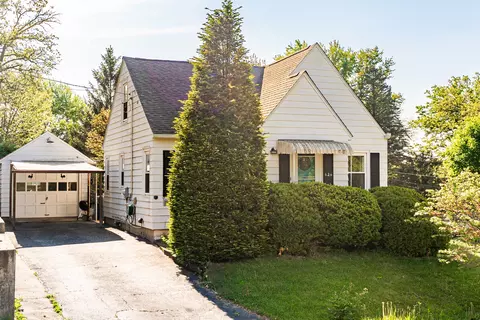 626 Second Ave, Dixon, IL 61021