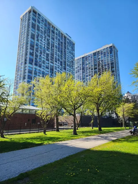 5445 N Sheridan Rd #3411, Chicago, IL 60640
