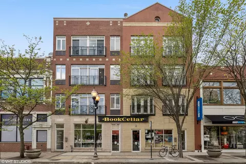 4738 N Lincoln Ave #3, Chicago, IL 60625