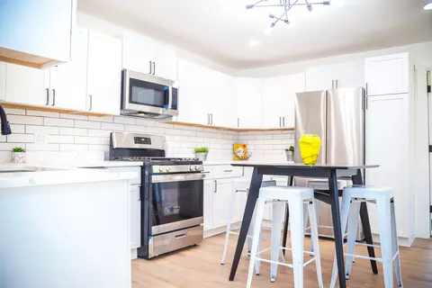 Kitchen - 118 W 118th St, Chicago, IL 60628 photo 1 of 2