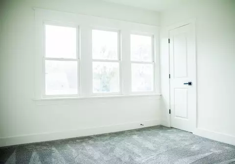 Bedroom - 118 W 118th St, Chicago, IL 60628 photo 1 of 7