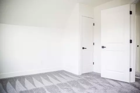Bedroom - 118 W 118th St, Chicago, IL 60628 photo 4 of 7