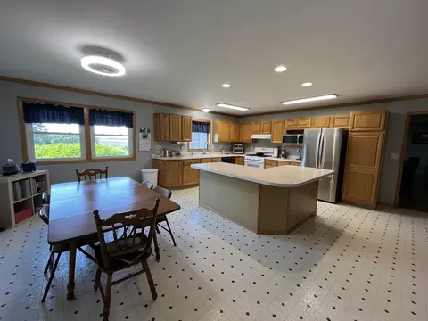 80 N 14th Rd, Lostant, IL 61334 photo 10