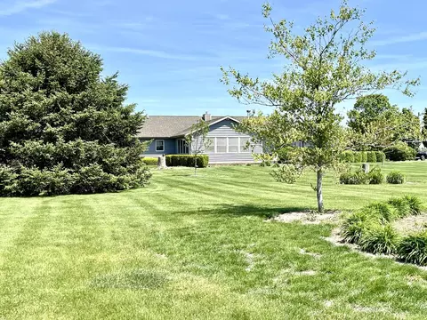 80 N 14th Rd, Lostant, IL 61334 photo 3