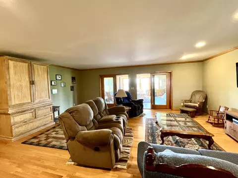 80 N 14th Rd, Lostant, IL 61334 photo 22
