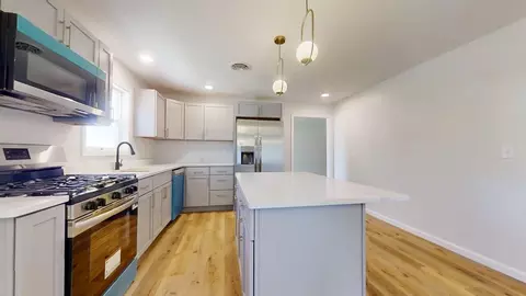 302 N Johnson St, Longview, IL 61852 photo 10
