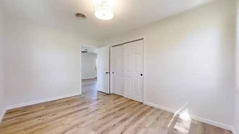 302 N Johnson St, Longview, IL 61852 photo 24