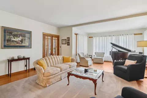 Living - 738 Augusta Ave, Elgin, IL 60120 photo 1 of 6