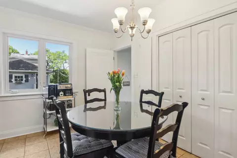 Dining - 738 Augusta Ave, Elgin, IL 60120 photo 5 of 5