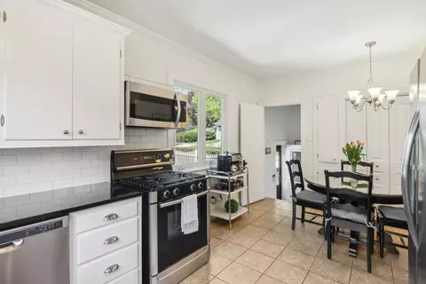 Kitchen - 738 Augusta Ave, Elgin, IL 60120 photo 4 of 4