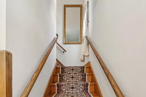 Entry Way - 738 Augusta Ave, Elgin, IL 60120 photo 4 of 4