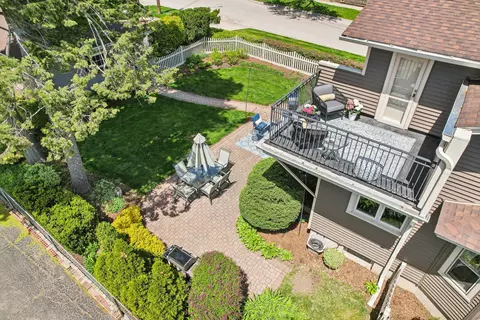 Exterior - 738 Augusta Ave, Elgin, IL 60120 photo 6 of 19