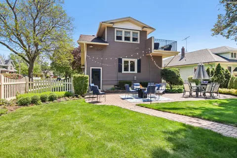 Exterior - 738 Augusta Ave, Elgin, IL 60120 photo 11 of 19