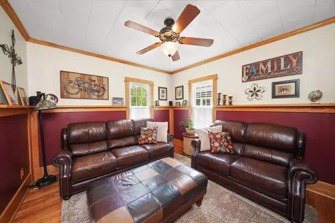 636 1st St, Crete, IL 60417 photo 9