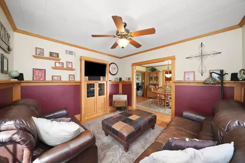 636 1st St, Crete, IL 60417 photo 8