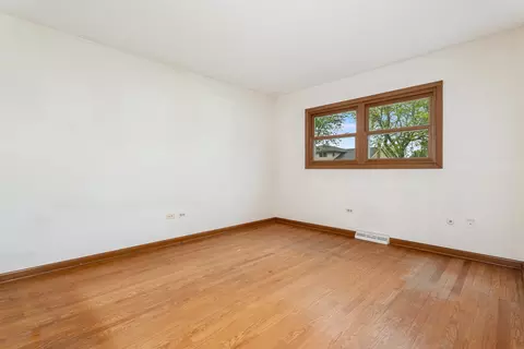 937 Twilight Ln, Wheeling, IL 60090 photo 16
