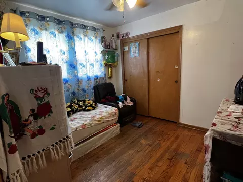 Bedroom - 456 N Wolf Rd, Hillside, IL 60162 photo 2 of 2