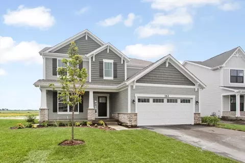 162 Piper Glen Ave, Oswego, IL 60543