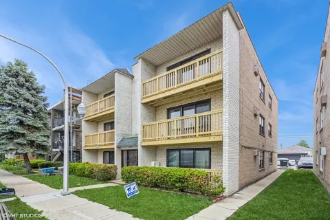 5747 S Kenton Ave #3S, Chicago, IL 60629