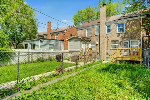 Exterior - 715 E 105th Pl, Chicago, IL 60628 photo 3 of 3