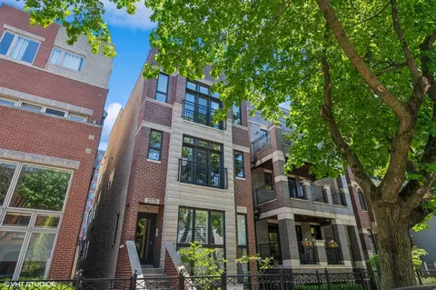 2773 N Kenmore Ave #2, Chicago, IL 60614