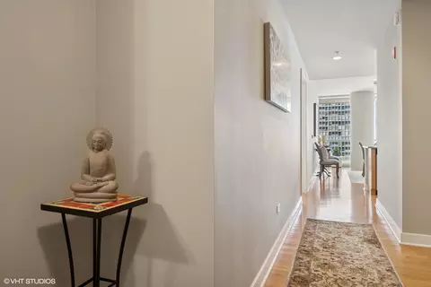 250 E Pearson St #1306, Chicago, IL 60611 photo 3