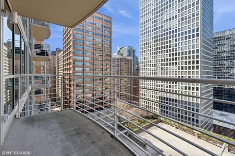 250 E Pearson St #1306, Chicago, IL 60611 photo 8