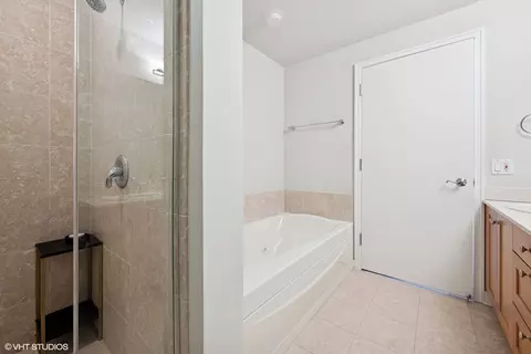 250 E Pearson St #1306, Chicago, IL 60611 photo 16