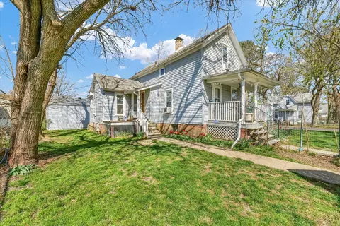 401 S Maple St, Urbana, IL 61801