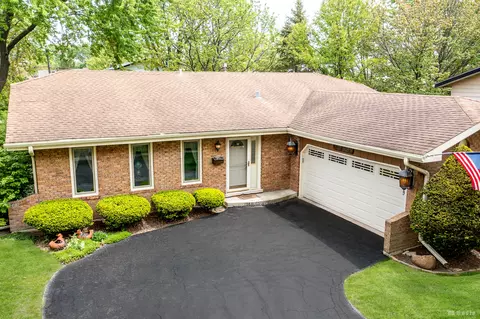 16701 Beverly Ave, Tinley Park, IL 60477