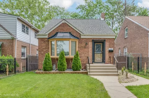 11125 S Avenue G Ave, Chicago, IL 60617