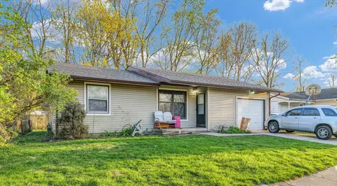 3209 W John St, Champaign, IL 61821