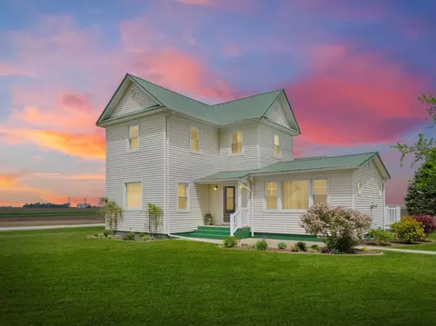 5333 E 2000 Rd N, Fithian, IL 61844