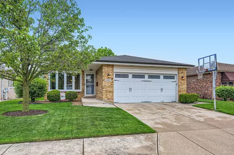 10619 S Trumbull Ave, Chicago, IL 60655