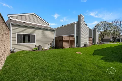 2122 Fox Run, Wheaton, IL 60189 photo 25