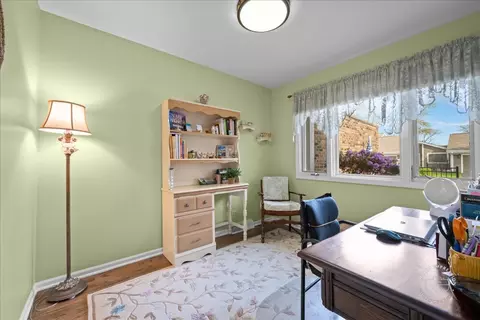 2122 Fox Run, Wheaton, IL 60189 photo 13