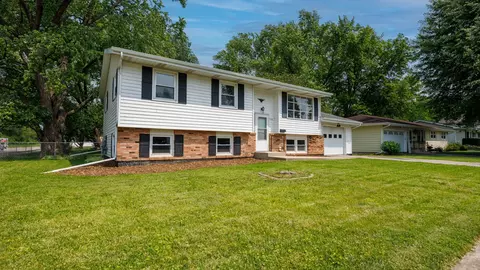 700 Kathleen Dr, Normal, IL 61761 photo 47