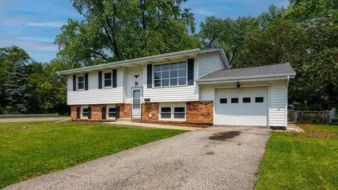 700 Kathleen Dr, Normal, IL 61761 photo 48