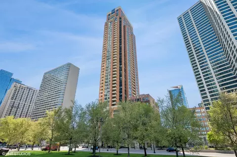 1160 S Michigan Ave #3805, Chicago, IL 60605