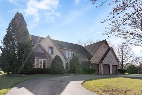 700 Claire Ln, Prospect Heights, IL 60070